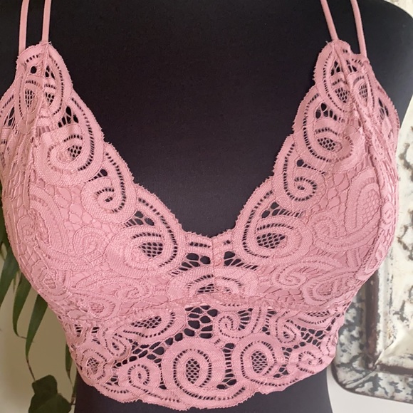 🥀 DONATING 1/21 Lace Lounge Bralette Adjustable Straps - Picture 2 of 6